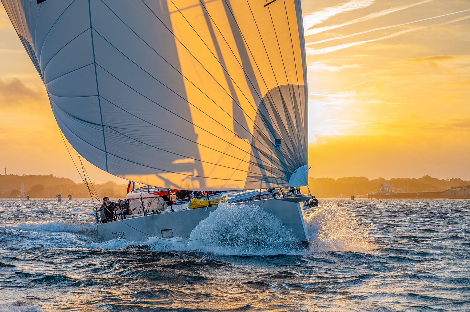 Cruising Gennaker 2 An XP50 Uni-Titanium double taffeta boom-furling mainsail and roller/furling genoa. Click to enlarge.